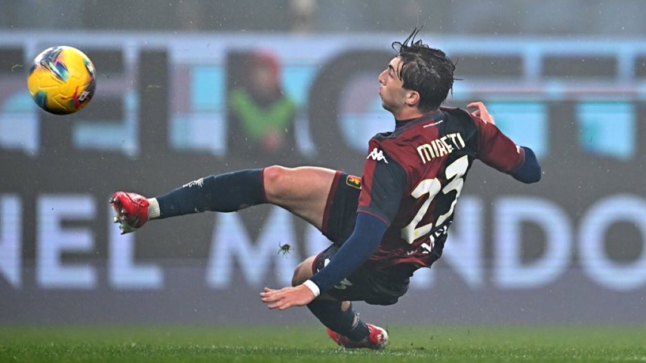 劲爆比赛掀起热潮，球员表现抢眼的简单介绍