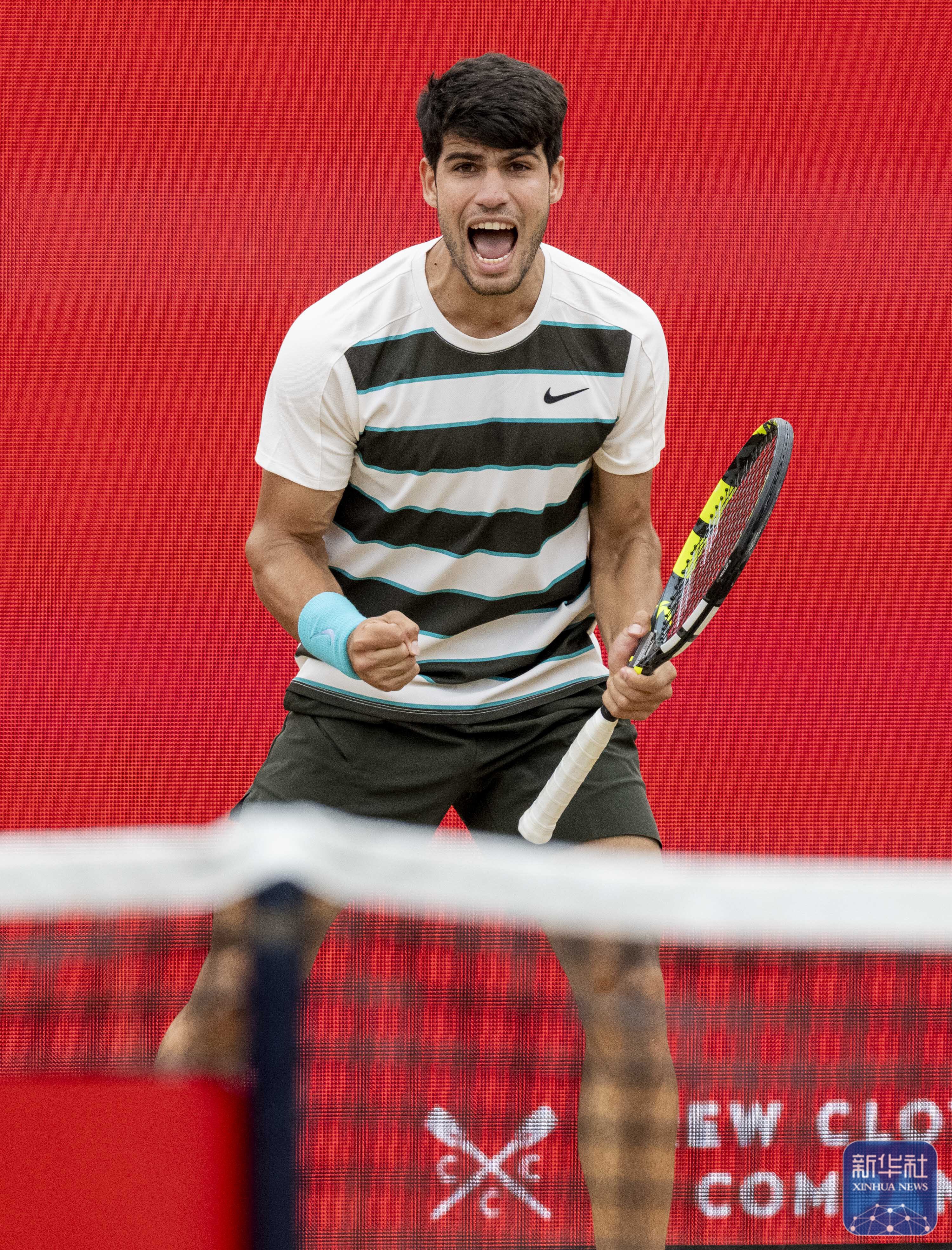 英国网球队爆冷意大利网球队，阿尔卡拉斯完成帽子戏法的简单介绍