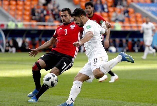 包含希腊横扫乌拉圭，萨拉赫关键制胜的词条